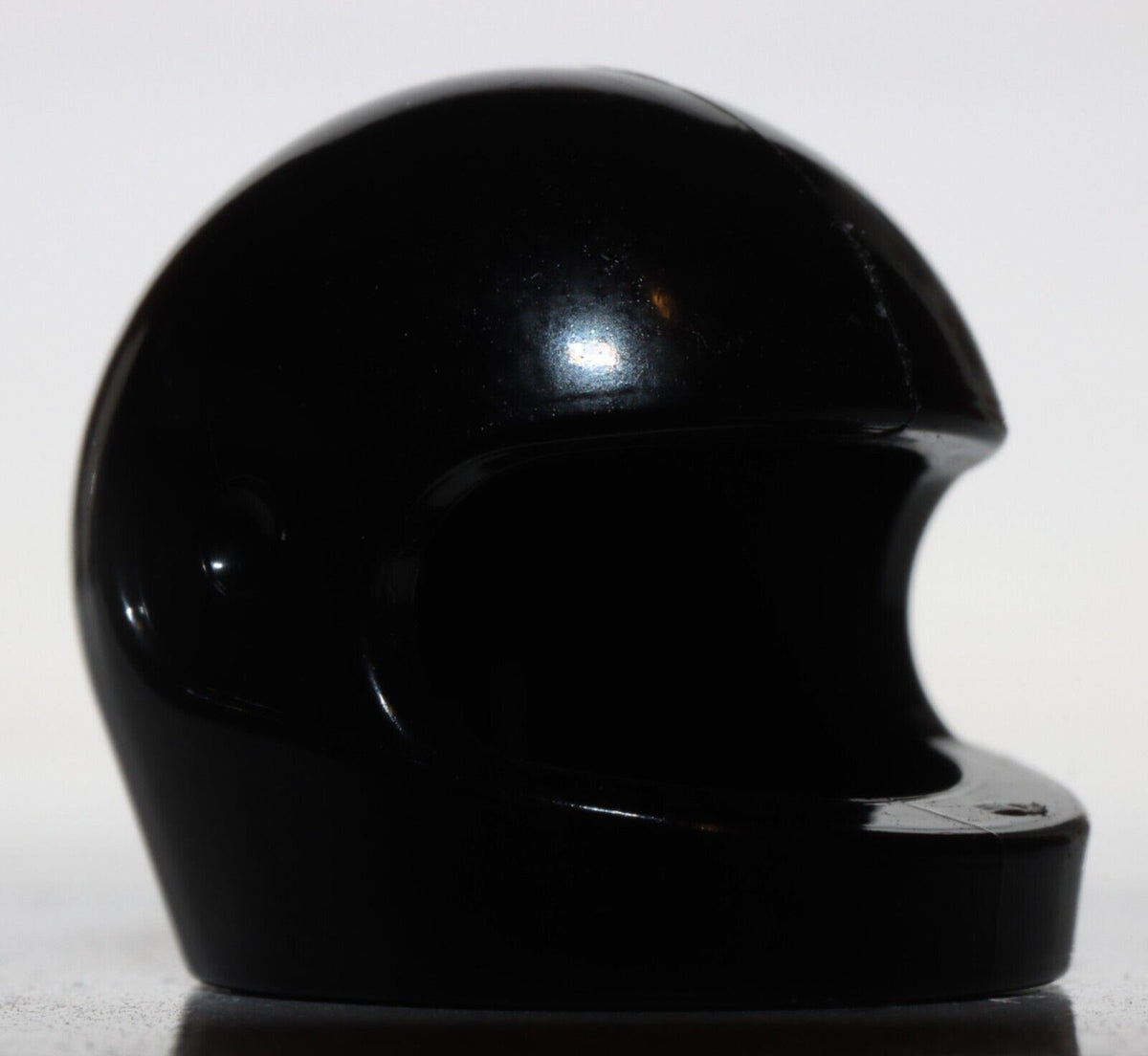 Lego best sale black helmet